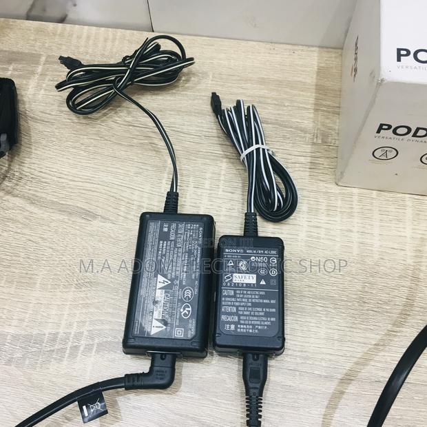 Sony Handy Camcorder Charger · Photo 4