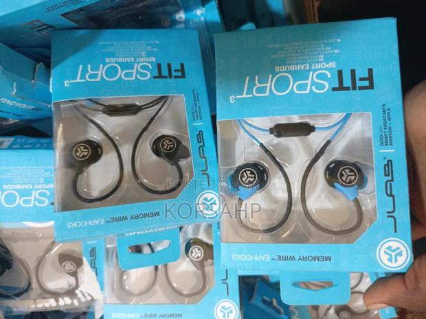 Original Jlab Wired Headphones · Photo 3