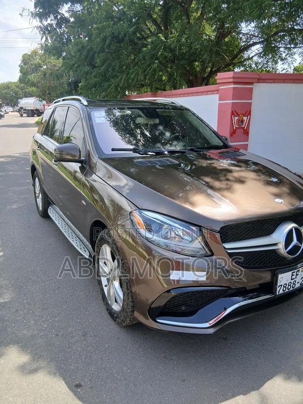 Mercedes-Benz M Class ML 350 4Matic 2013 · Photo 1