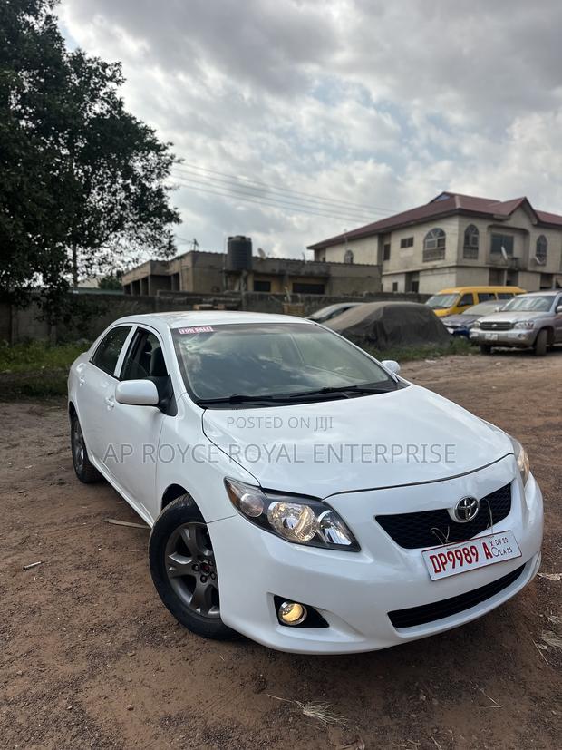 Toyota Corolla 1.8 Exclusive Automatic 2009 White