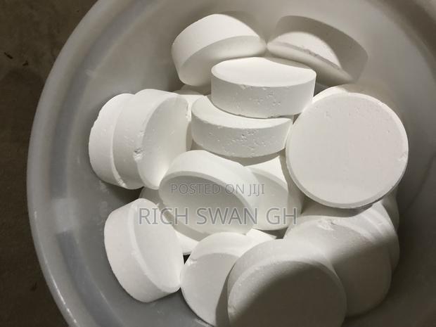 Swimming Pool Chemicals · Photo 4