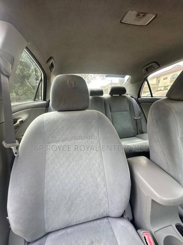 Toyota Corolla 1.8 Exclusive Automatic 2009 White