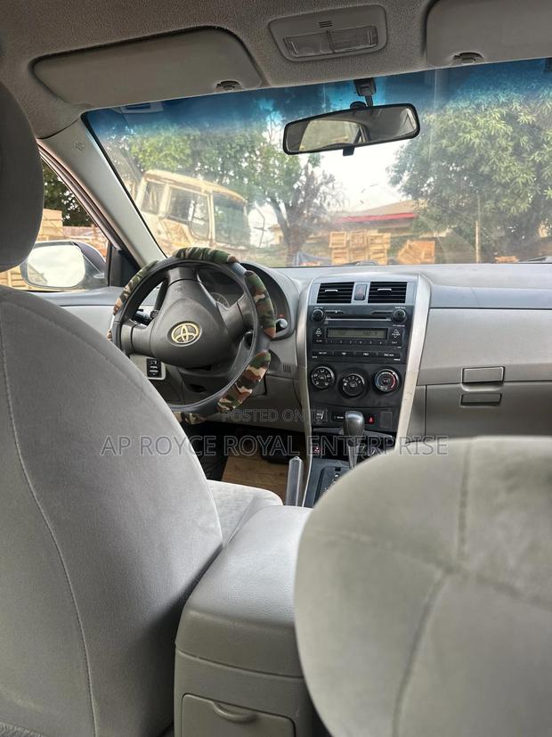 Toyota Corolla 1.8 Exclusive Automatic 2009 White