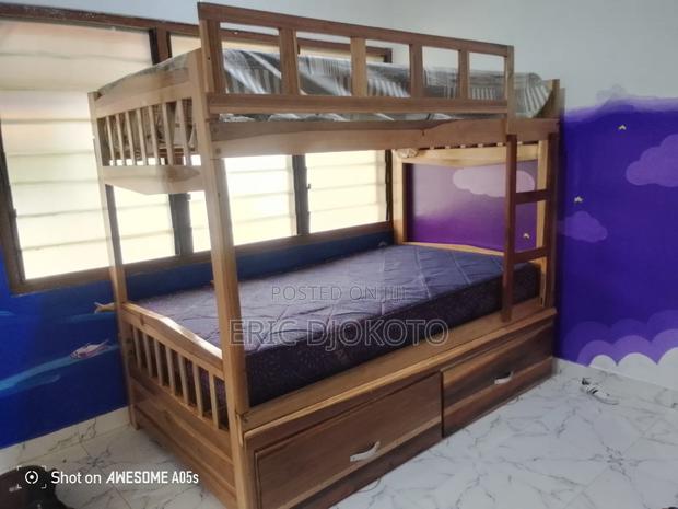 Bunk Bed With Two Drawers · Photo 3