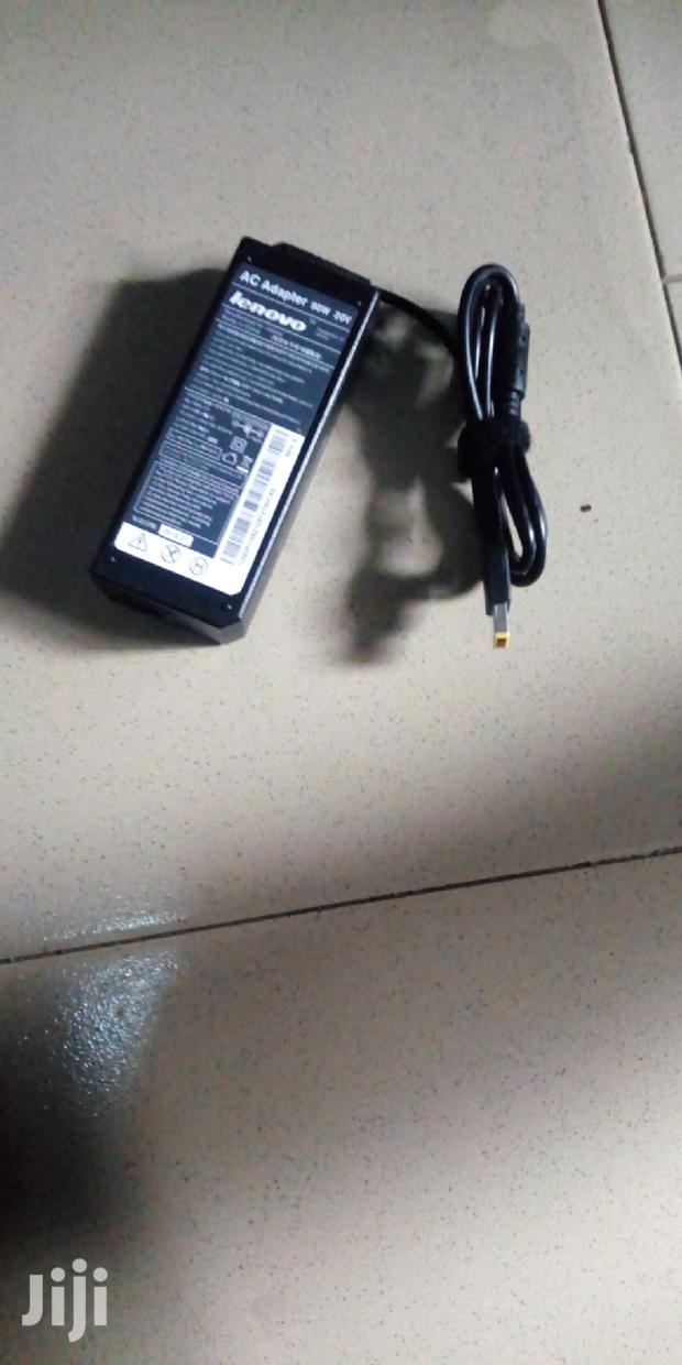 Lenovo USB Charger · Photo 4