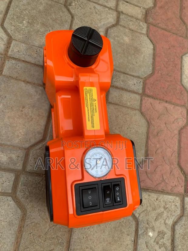 Electric Car Jack photo 3