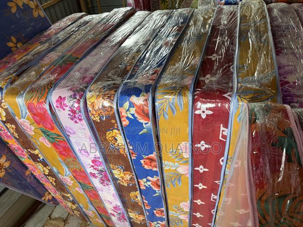 7inches Double Mattress for Sale · Photo 2
