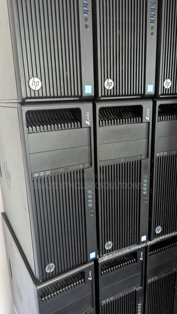 New Desktop Computer HP Z440 32GB Intel Xeon HDD+SSD 1.5T