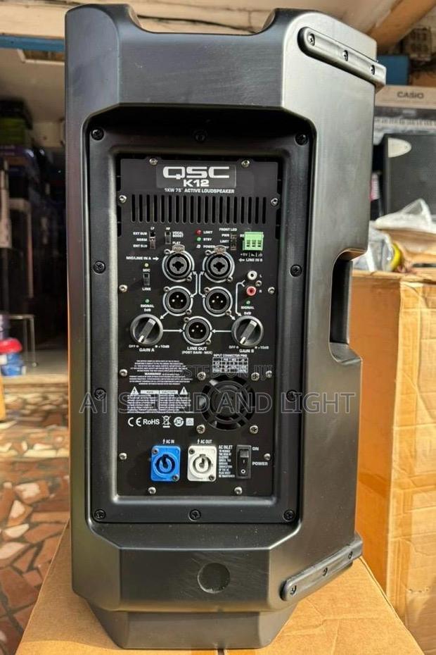 Qsc 12 Inches Active Monitors [K-12] Pair · Photo 2