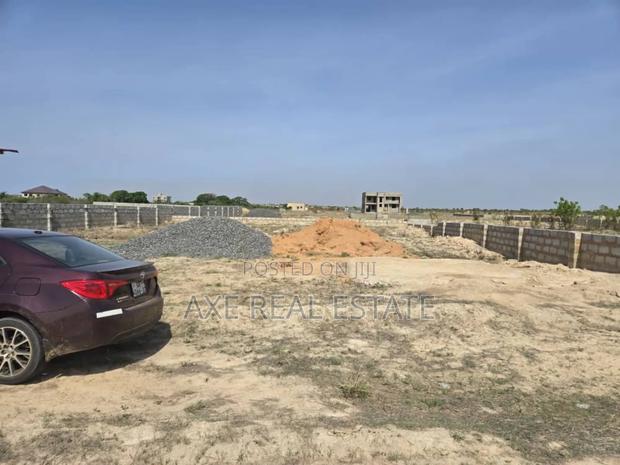 Buy Plot and Get Free Gift - Afienya - Shai Hills · Photo 3
