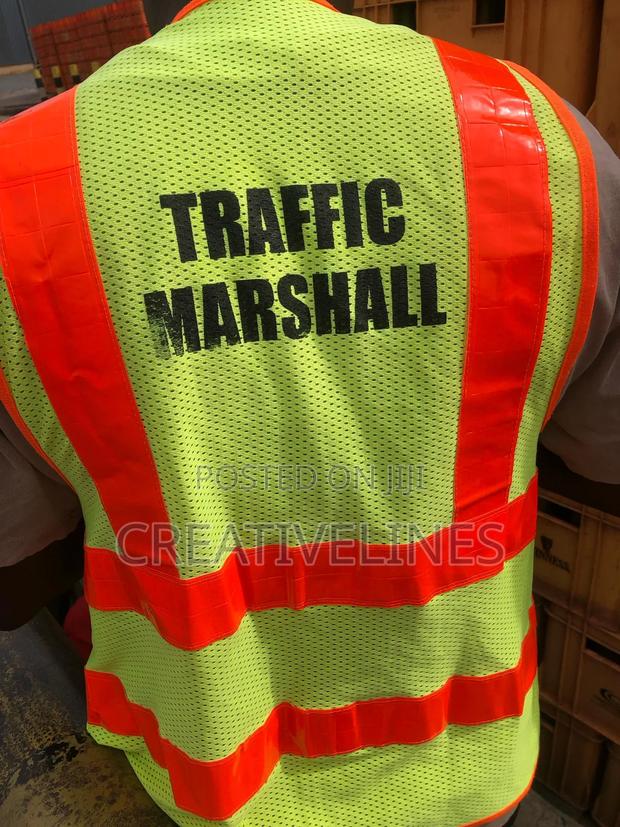 Traffic Marshal Reflector · Photo 2