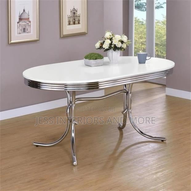 Dining Table (Glossy White) · Photo 4