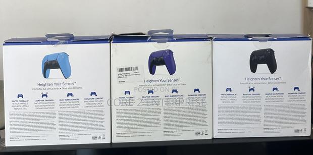 Ps 5 Controllers · Photo 4
