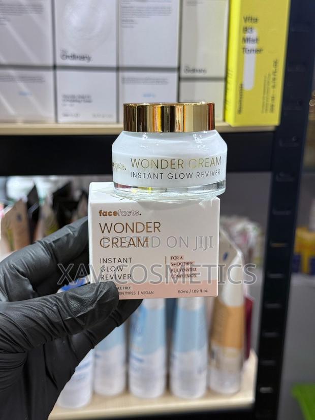 Face Facts Wonder Cream · Photo 2