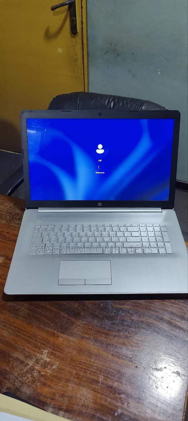 Laptop HP Pavilion 17 8GB Intel Core I5 SSD 256GB photo 3