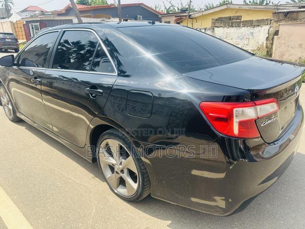 Toyota Camry SE Sport 4dr Sedan (2.5L 4cyl 6A) 2014 Black