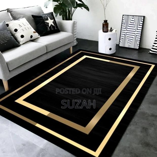 200cm by 300cm for Room's Center · Photo 2