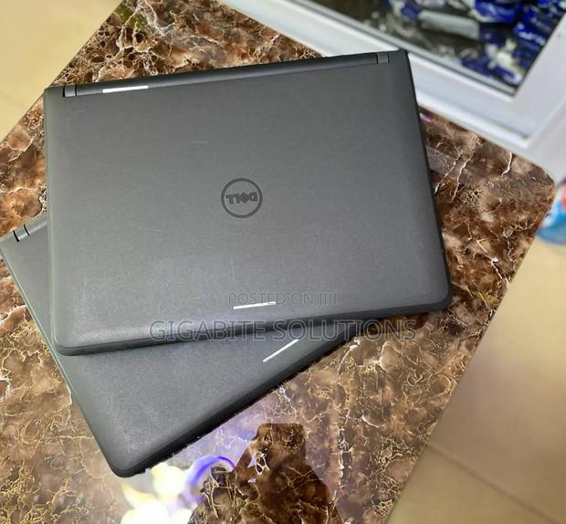 Laptop Dell Latitude 3350 4GB Intel Core I5 HDD 500GB