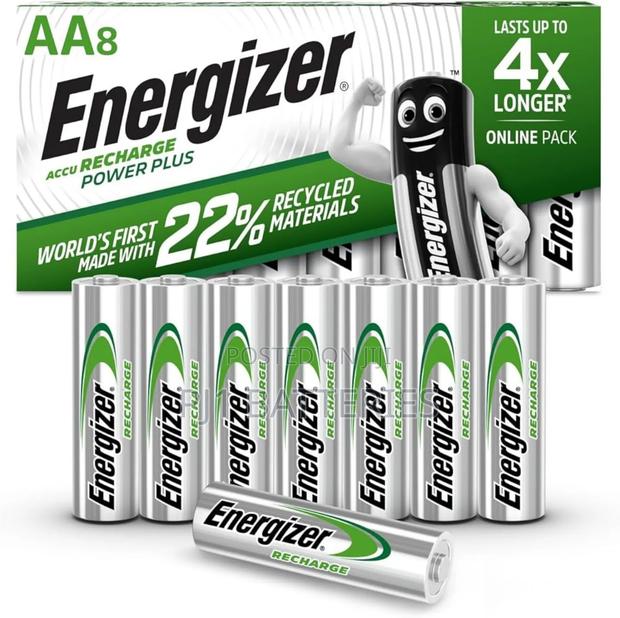 Batteries in Ghana · Photo 2