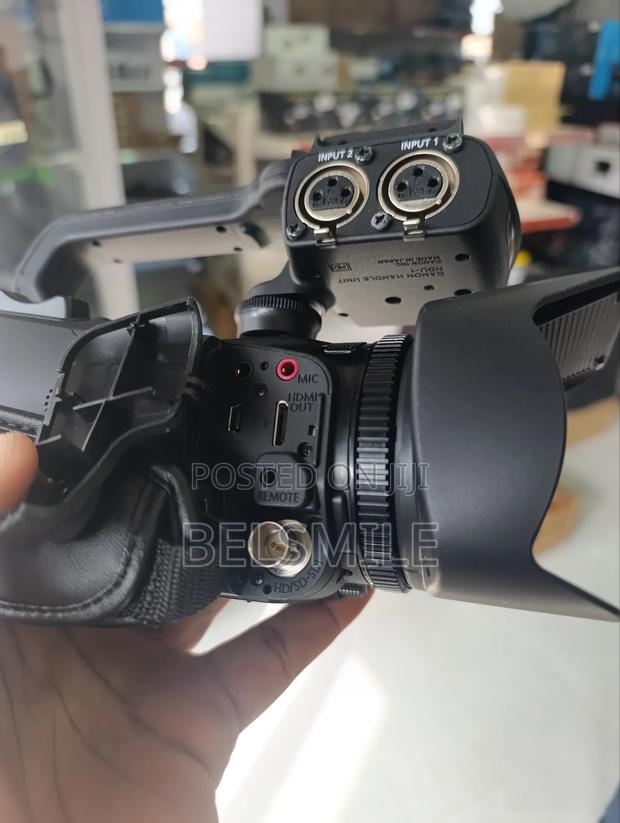 Canon Xa25 Professional Hd Camcorder With Sdi photo 6