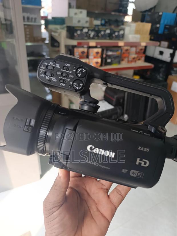 Canon Xa25 Professional Hd Camcorder With Sdi photo 8