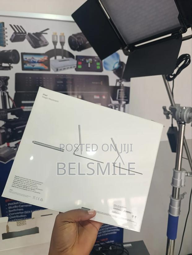 Apple Magic Keyboard for 12.9" iPad Pro photo 2