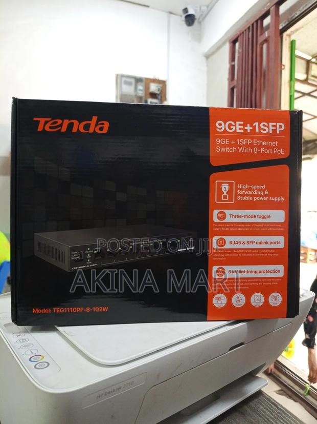 Tenda 9 Port Poe Switch With 1 SFP Port · Photo 4