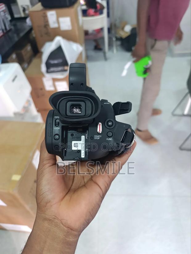 Canon Xa11 Compact Full Hd Camcorder With Hdmi Output photo 4