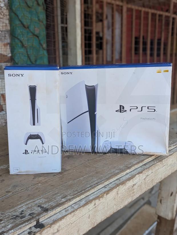 Playstation 5 Slim 1tb · Photo 4