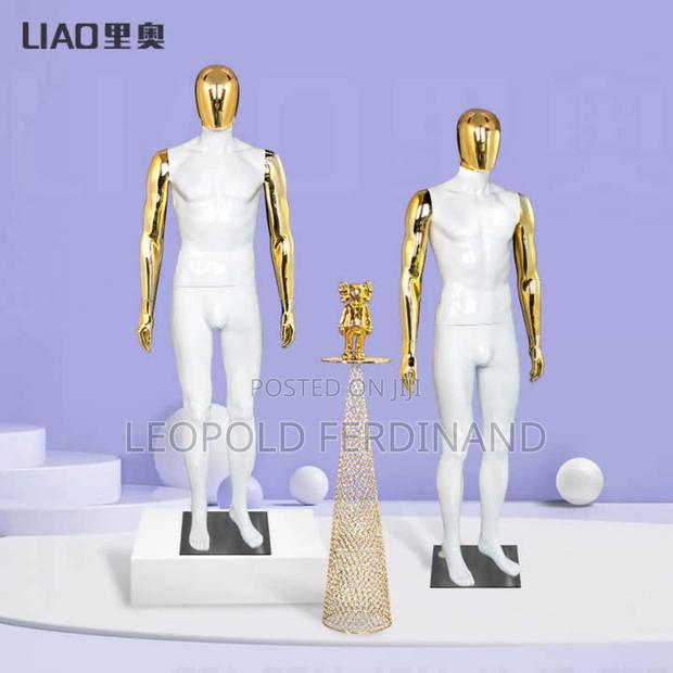 White Mannequin, Gold Head and Hamds · Photo 2