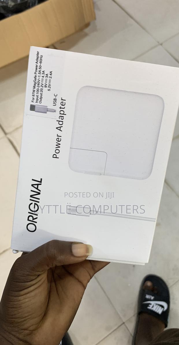 Original 87w Type-C Macbook Charger · Photo 2