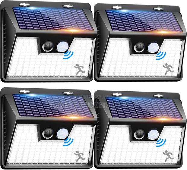 Solar Outdoor Motion Sensor Light · Photo 4