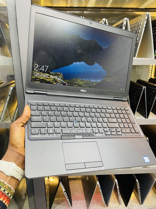 Laptop Dell Latitude 5580 8GB Intel Core I5 SSD 256GB photo 3