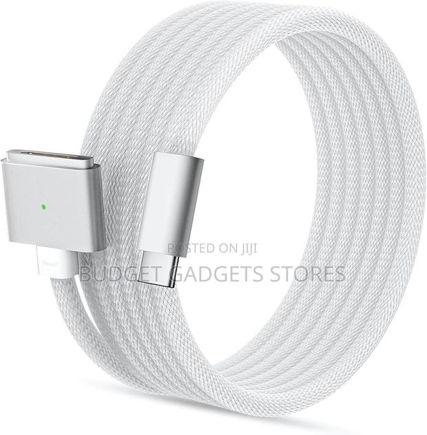 Usb-C to Magsafe 3 Macbook Charger (Original From Apple ) · Photo 3