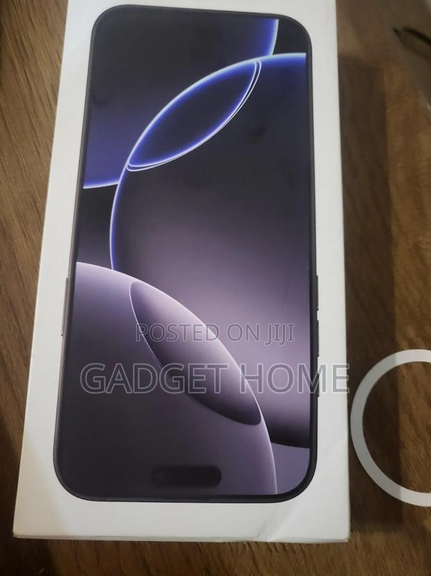 New Apple iPhone 16 Pro Max 256 GB Black