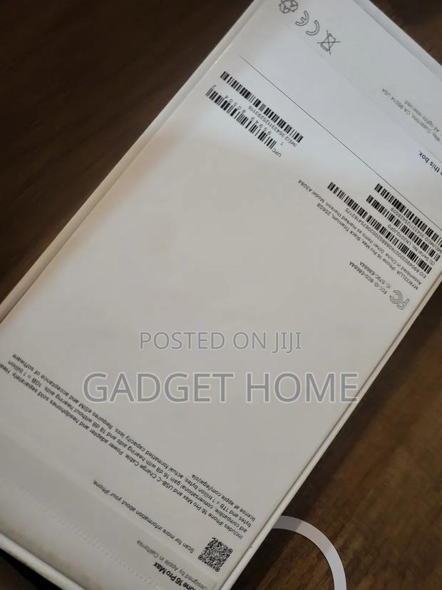 New Apple iPhone 16 Pro Max 256 GB Black photo 5