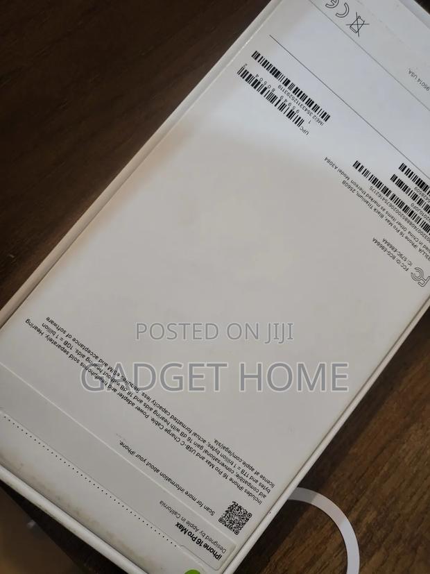 New Apple iPhone 16 Pro Max 256 GB Black photo 6