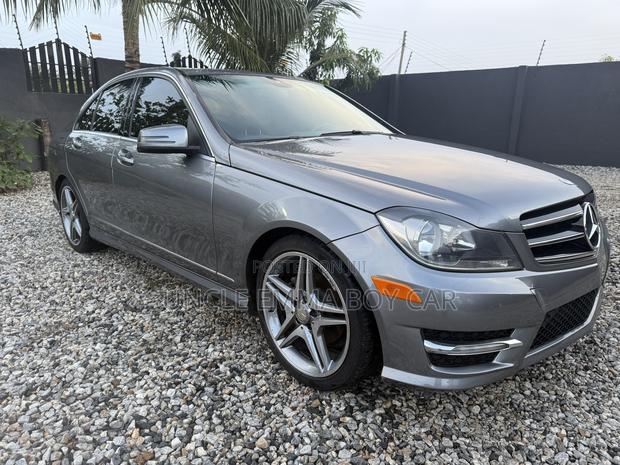 Mercedes-Benz C250 2014 Gray photo 3