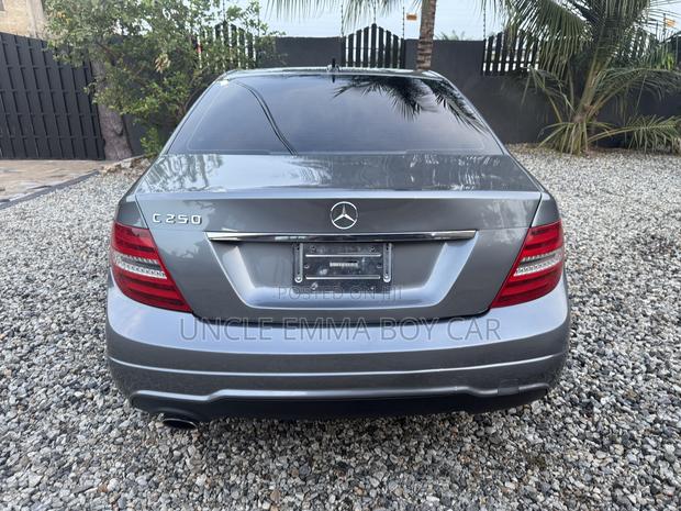 Mercedes-Benz C250 2014 Gray photo 5