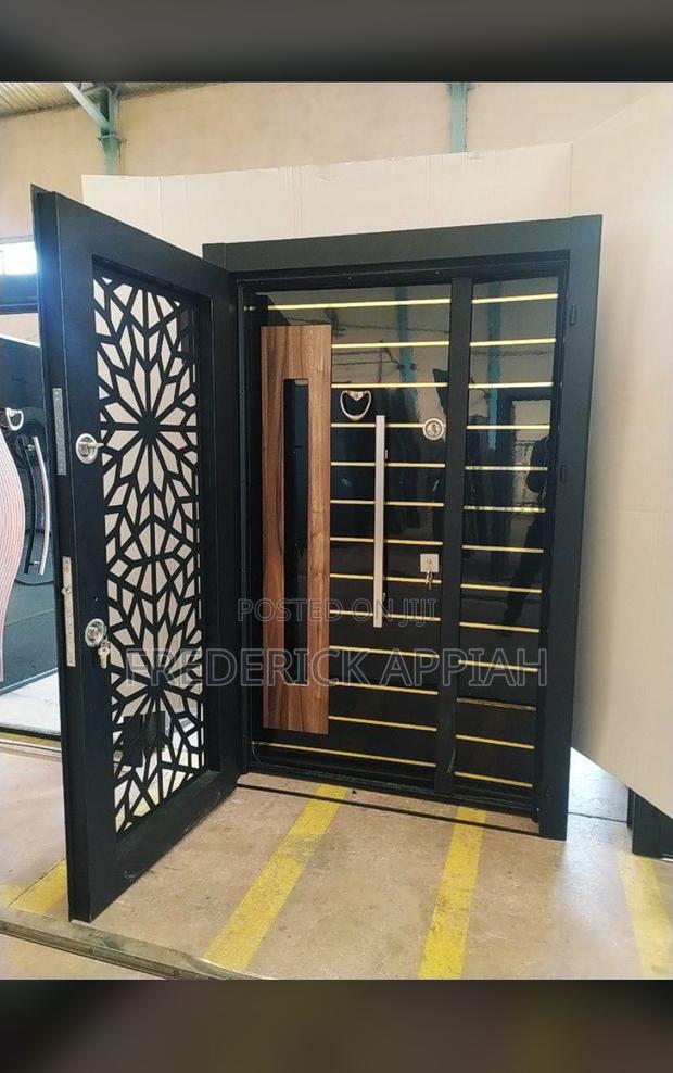 Turkeys Door in Door