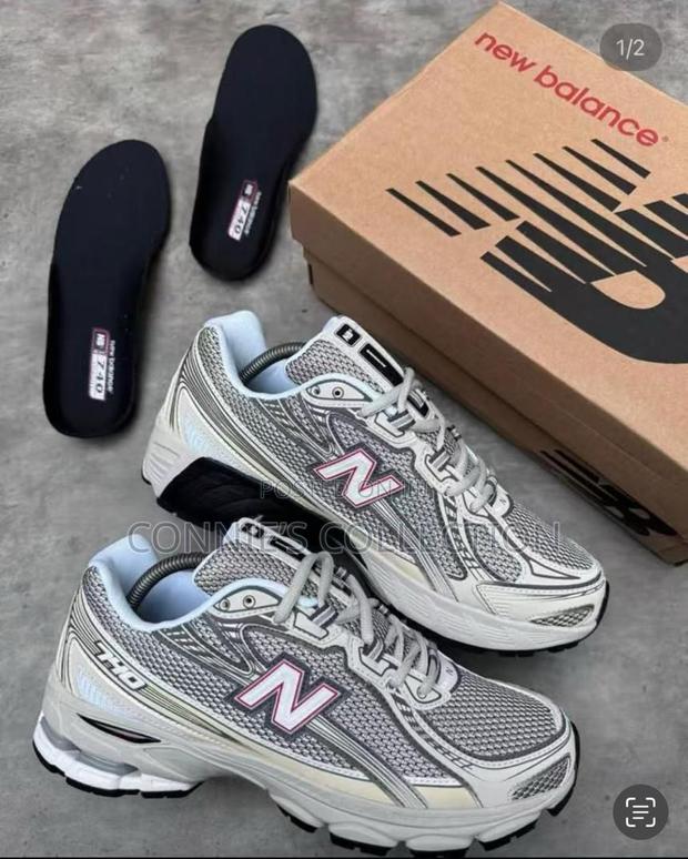 New Balance Nb740 Sneakers photo 2
