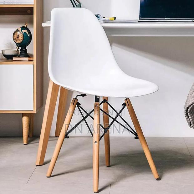 Eiffel Dining Chair Plastic Wood Retro Modern Furniture photo 4