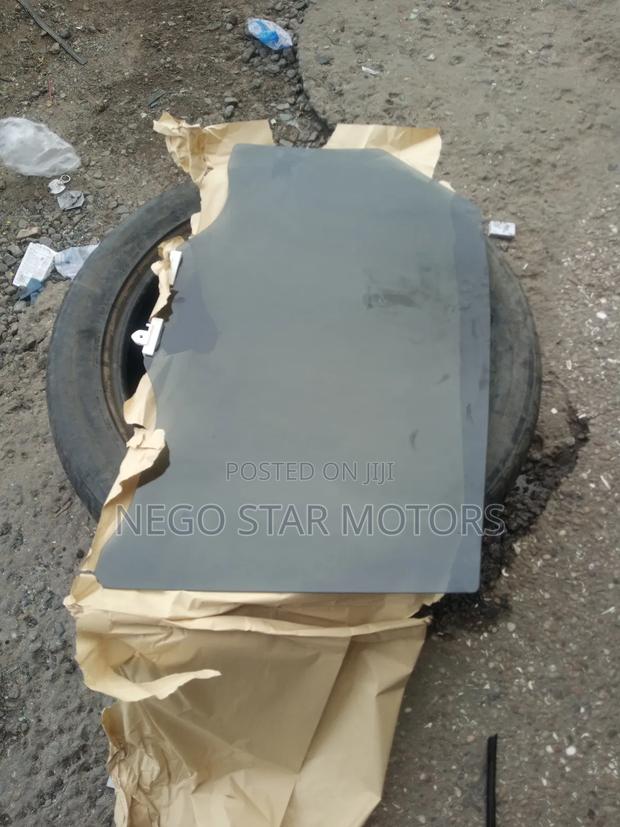 Lexus Rx 350 2023 Back Door Glass Tinted photo 3