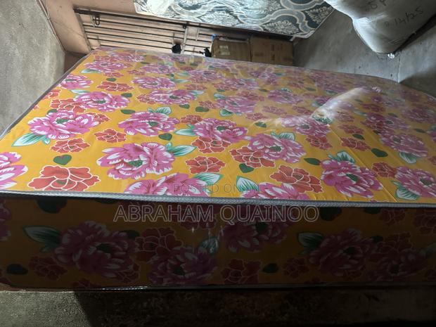 13inches Double High Density Mattress for Sale · Photo 2