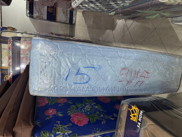 15inches High Density Mattress for Sale · Photo 2