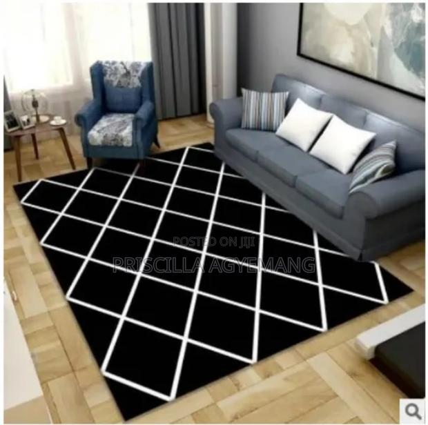 Beautiful Black and White 3d Center Carpet Available