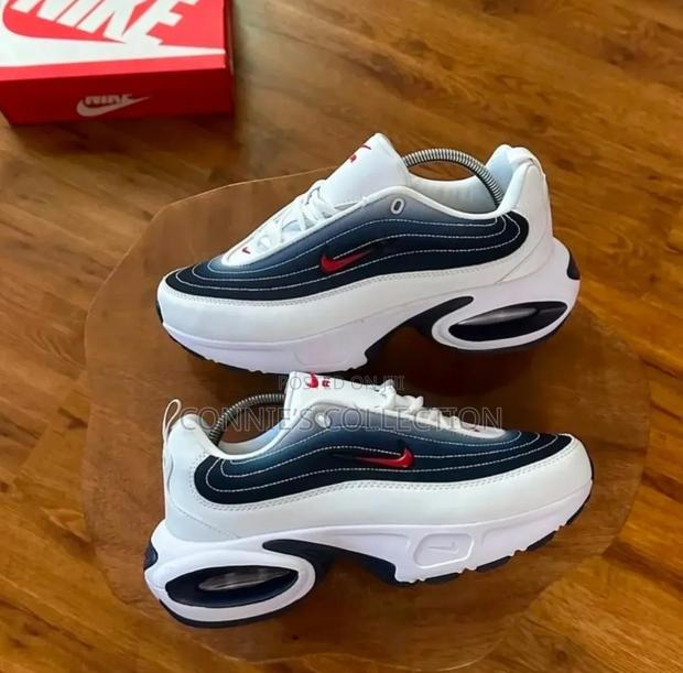 Nike Air Max Portal Sneakers photo 3