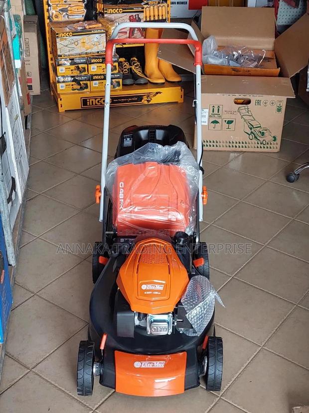 Oleomac Lawn Mower photo 2