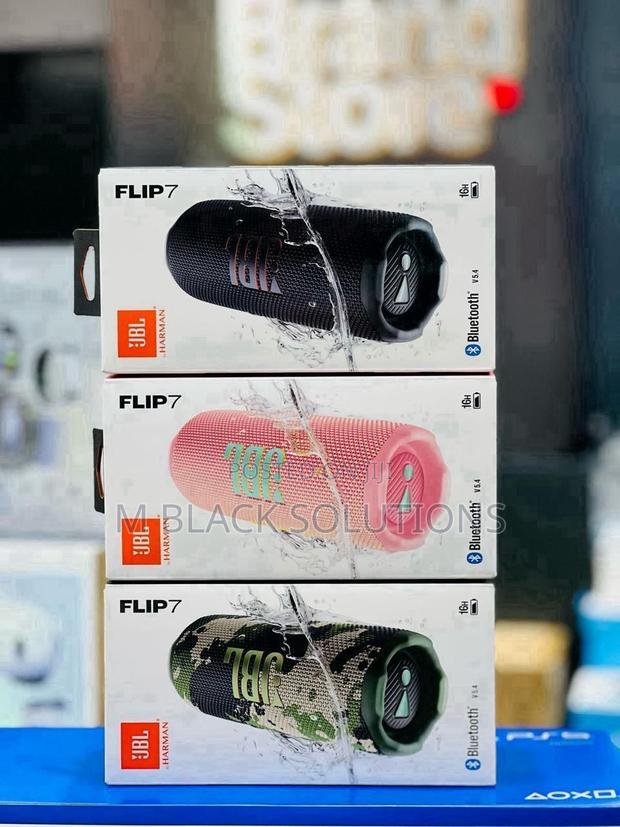 JBL Flip 7 Portablebluetooth Speaker · Photo 2