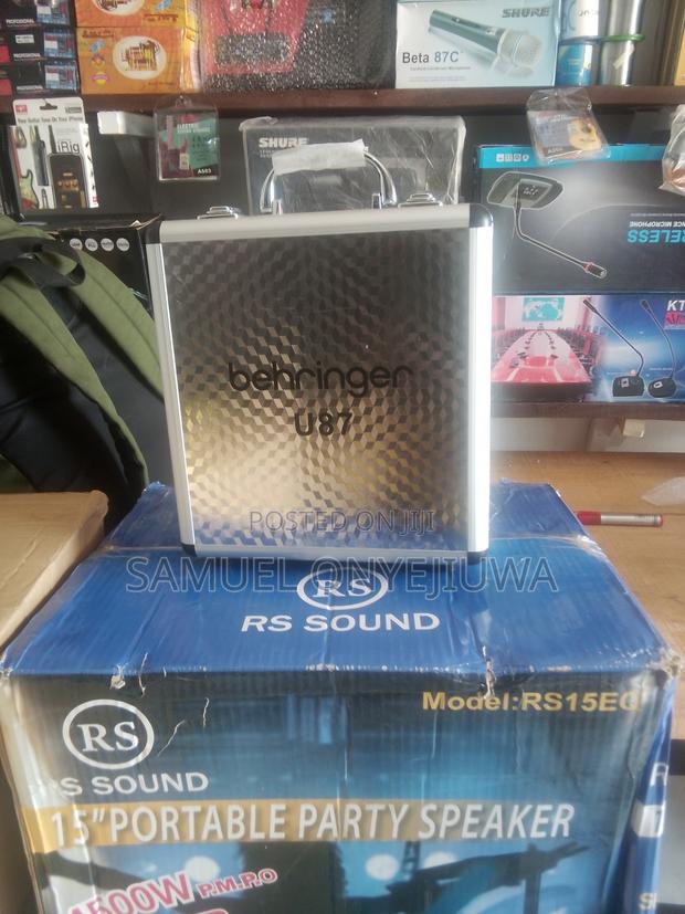 Behringer B-2 Dual Diaphragm Condenser · Photo 3